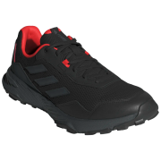 Încălțăminte de alergat pentru bărbați Adidas Tracefinder negru/roșu CBLACK/GRESIX/SOLRED
