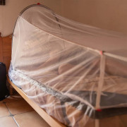 Plasă de țânțari Lifesystems Arc Self-Supporting Single Mosquito Net