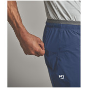 Pantaloni scurți bărbați Ortovox Trace Shorts M
