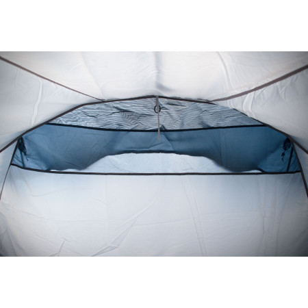 Cort de 4 persoane cu antreu Pinguin Omega 4