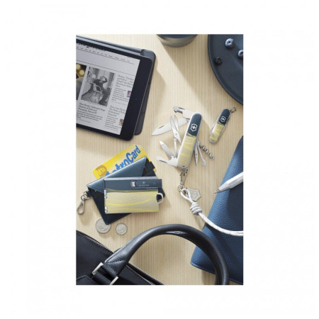 Card multifuncțional Victorinox Swiss Card Classic