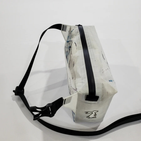 Borsetă High Tail Designs Fanny Pack v1.5 Curious Hawk