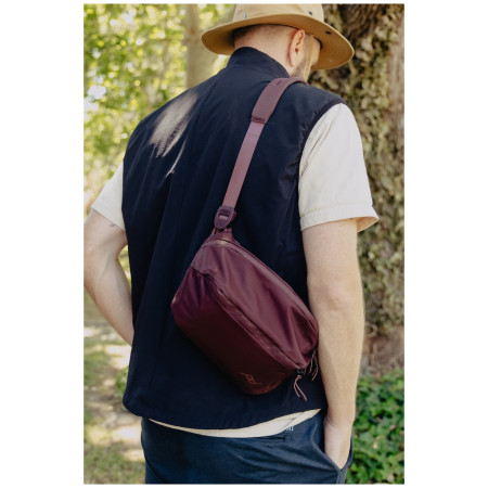 Borsetă Peak Design Outdoor Sling 4L