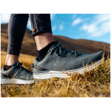 Încălțăminte de trekking pentru bărbați Topo Traverse