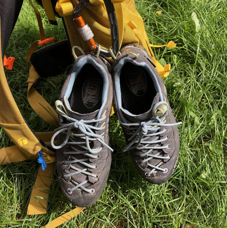 TEST: Încălțăminte pentru femei La Sportiva Hyper Woman GTX