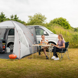 Uraa mergem în camping