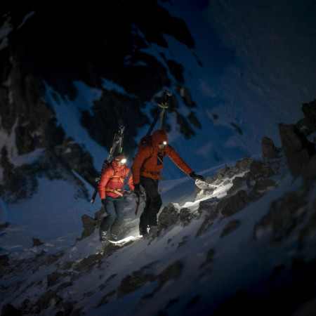 Cum se alege corect lanterna frontală?