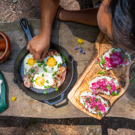 Terapie prin natură: descoperă magia gătitului în aer liber