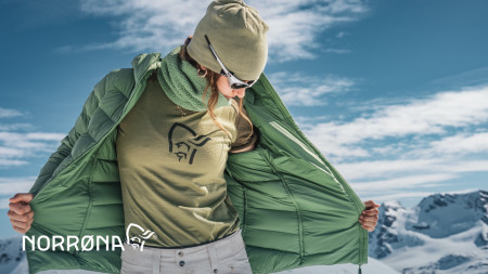 Norrøna: când ești în mișcare intensă pe munte, îmbrăcămintea trebuie să te susțină în fiecare pas.
