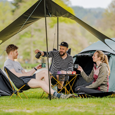  Uraaa, la camping! – Vă echipăm pentru vară de la A la Z