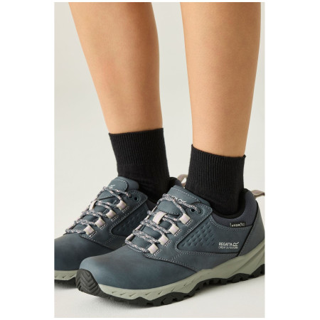 Încălțăminte femei Regatta Womens Amble Low WP