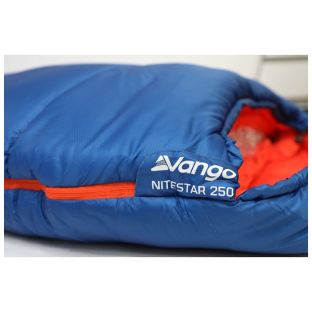 Sac de dormit pentru trei sezoane Vango Nitestar Alpha 250