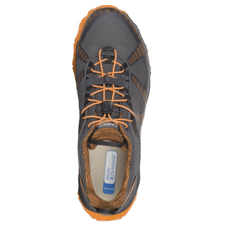 Încălțăminte turistică bărbați Aku Flyrock Gtx