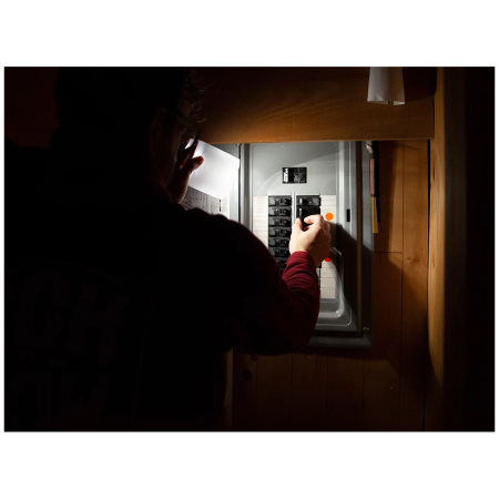 Lampă Mpowerd Luci EMRG