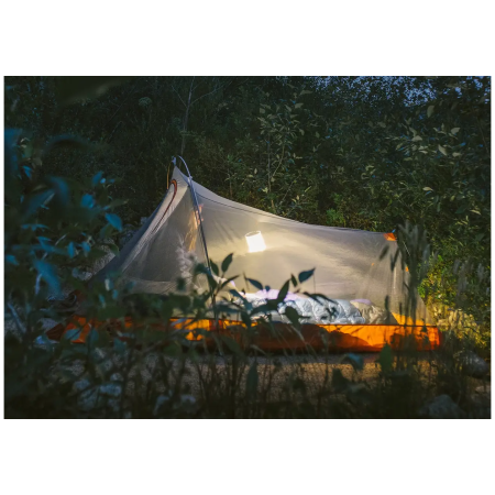 Lampă Mpowerd Luci EMRG