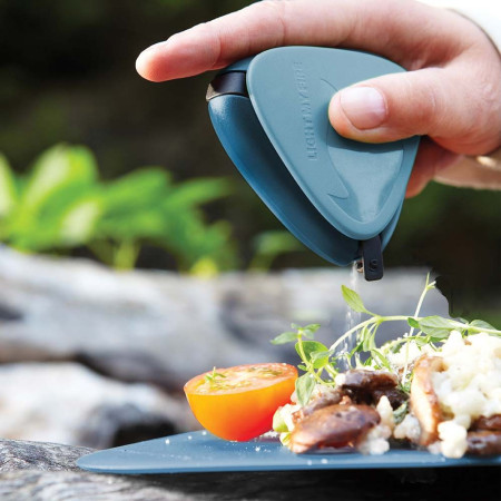 Recipient condimente Light My Fire Salt & Pepper Plus