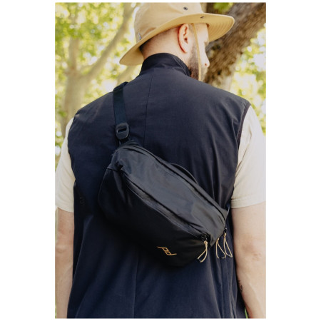 Borsetă Peak Design Outdoor Sling 4L