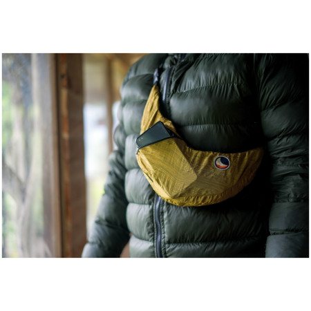 Borsetă Ticket to the moon Upcycled Sling Bag Premium