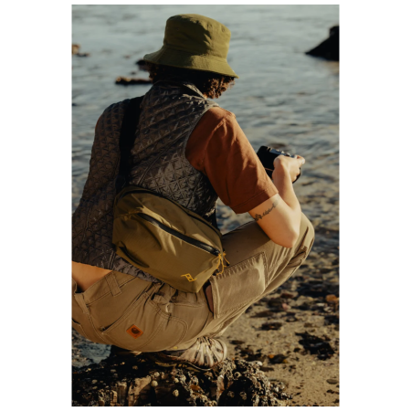 Borsetă Peak Design Outdoor Sling 7L