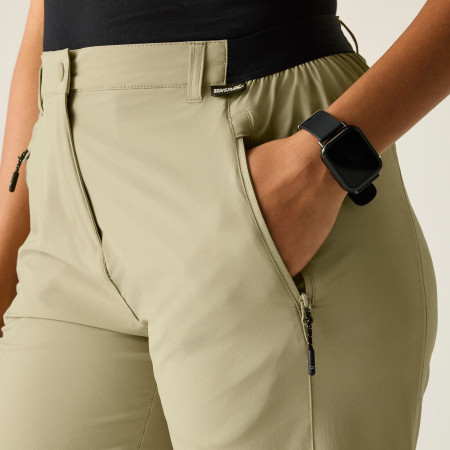 Pantaloni femei Regatta Women’s Travel Light Packaway Trousers II