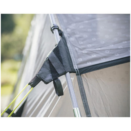 Cort auto Outwell Pine Hills