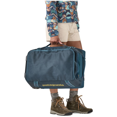 Valiză Patagonia Black Hole Wheeled Duffel 40L