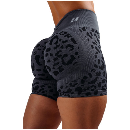Pantaloni scurți femei Nebbia Push-Up Compression Leopard Shorts Primal negru BLACK LEOPARD
