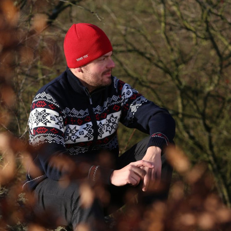 Căciulă croșetată merino Kama AG12