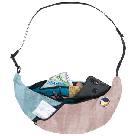 Borsetă Ticket to the moon Upcycled Sling Bag roz/albastru Peach / Cloud