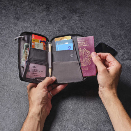 Husă pentru acte LifeVenture Rfid Mini Travel Wallet