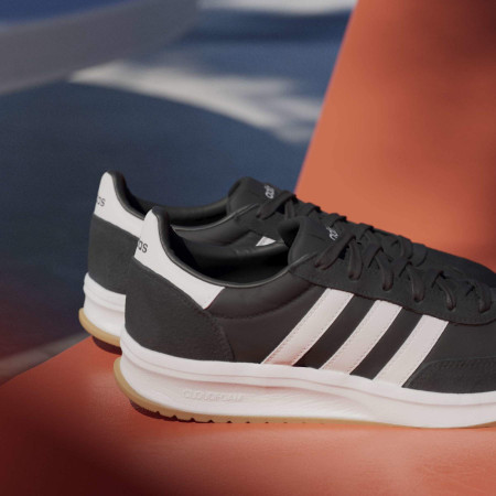Încălțăminte femei Adidas Run 70S 2.0