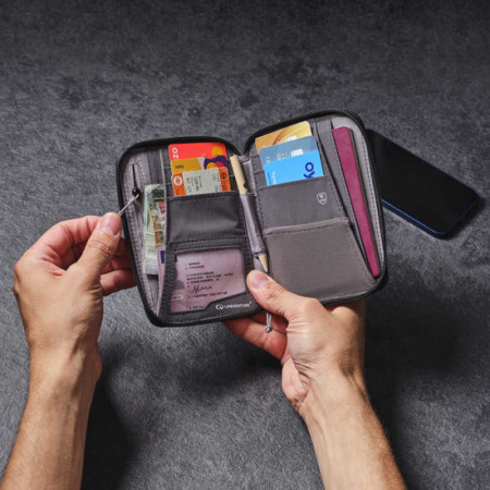 Husă pentru acte LifeVenture Rfid Mini Travel Wallet
