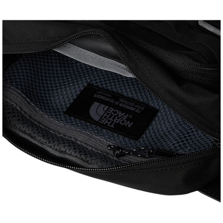 Borsetă The North Face Base Camp Lumbar