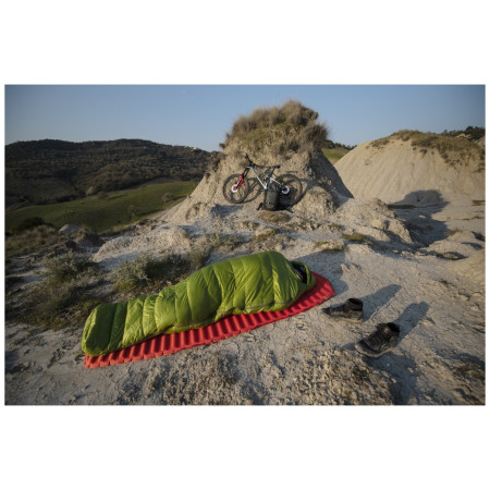 Sac de dormit de puf Pinguin Lava 350 175 cm