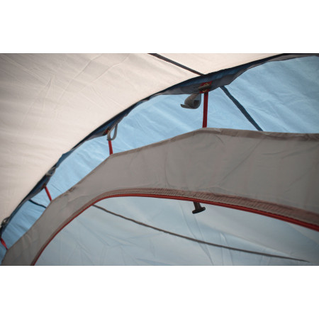 Cort de 4 persoane cu antreu Pinguin Omega 4