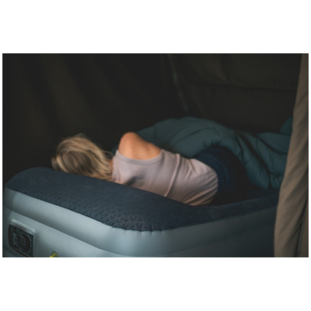 Saltea gonflabilă Outwell Superior Single w/ Built-in Pump