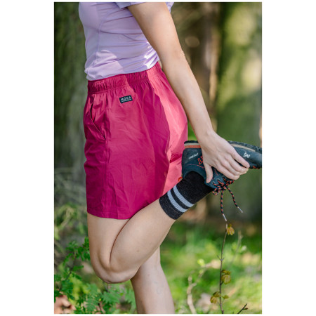Pantaloni scurți femei MOOA Esent short