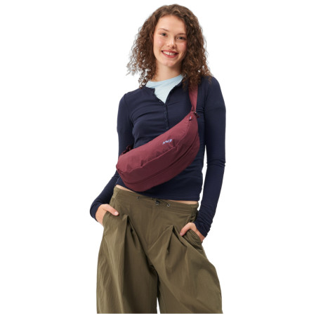 Geantă de umăr Aevor Sling Bag