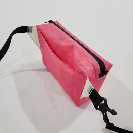 Borsetă High Tail Designs Fanny Pack v1.5 Bubblegum