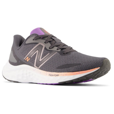Încălțăminte femei New Balance WARISPK4