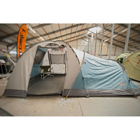 Cort de 4 persoane cu antreu Pinguin Omega 4