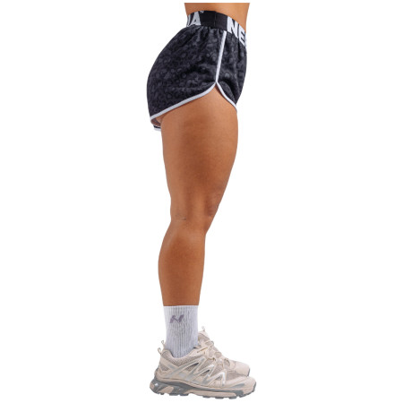 Pantaloni scurți femei Nebbia Leopard Training Shorts Primal