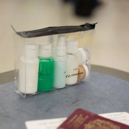 Husă pentru voiaj LifeVenture Flight Bottle Set