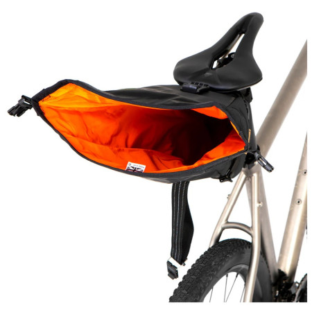 Borsetă pentru bicicletă Restrap Saddle Pack 4.5l
